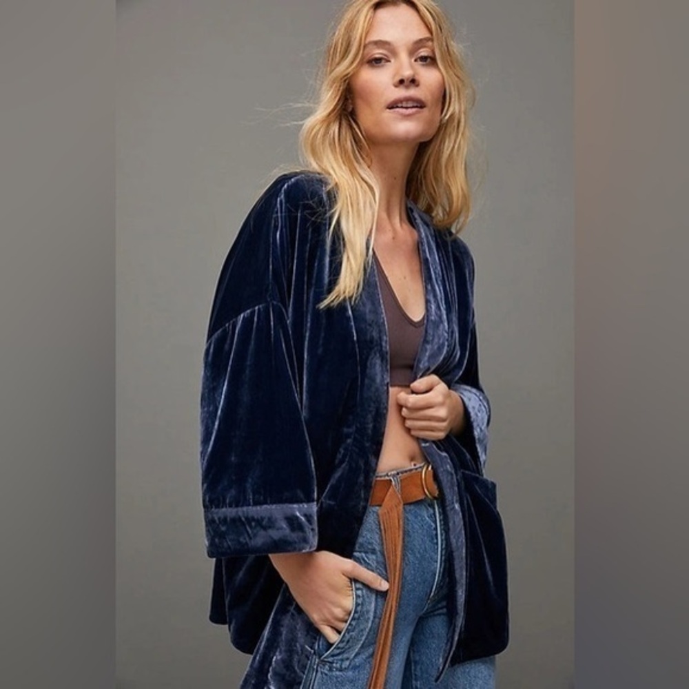 Anthropologie esme open front velvet wide sleeve kimono cardigan medium